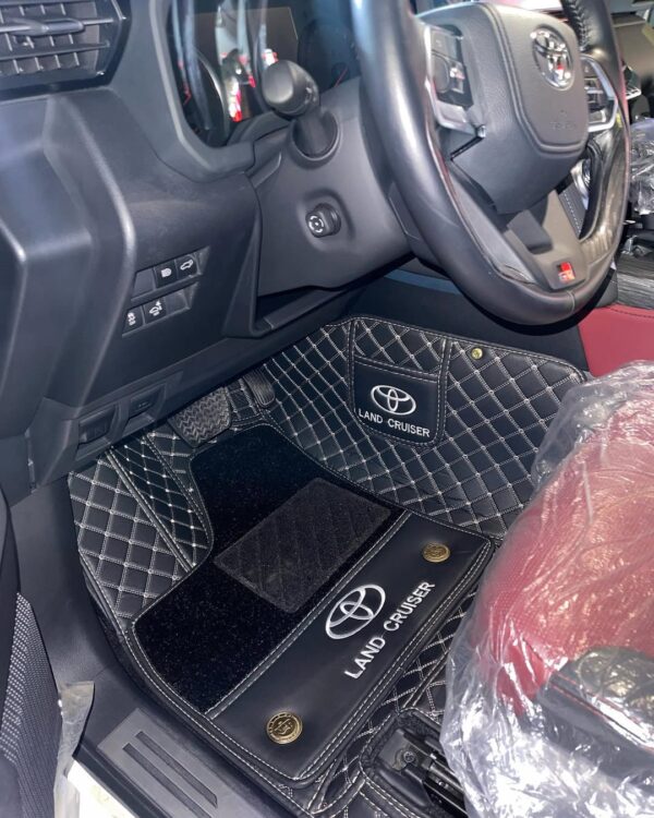 Double Layer VIP Floor Mat – Toyota Land Cruiser (2022–2025)